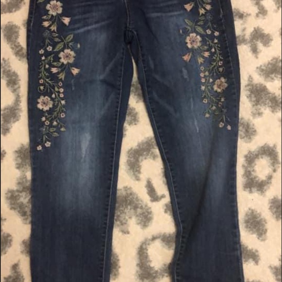 Skinny Jeans Size 4 - Picture 1 of 2